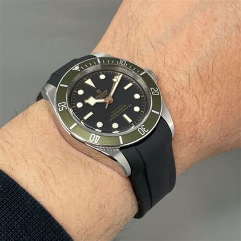 tudor gmt con cinturino peĺle nera invecchiata|Acquista Tudor Black Bay su Chrono24.